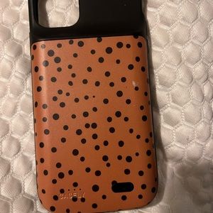 Casely power 2.0 charging case for iPhone 11 Pro Max